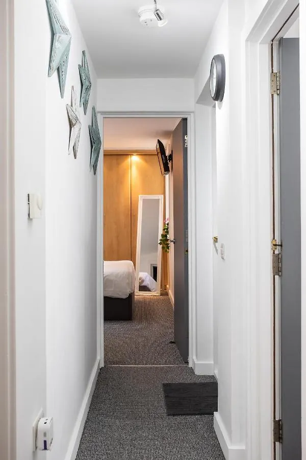 Malone Crescent Apartment - 2Br, 2B In City Centre 贝尔法斯特 0*,  英国