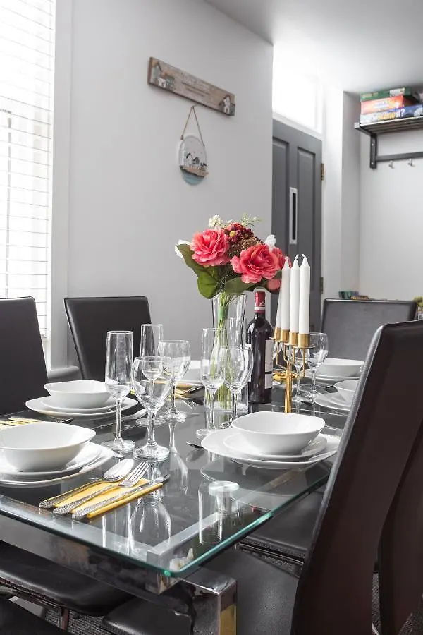 Malone Crescent Apartment - 2Br, 2B In City Centre Belfast 0*,